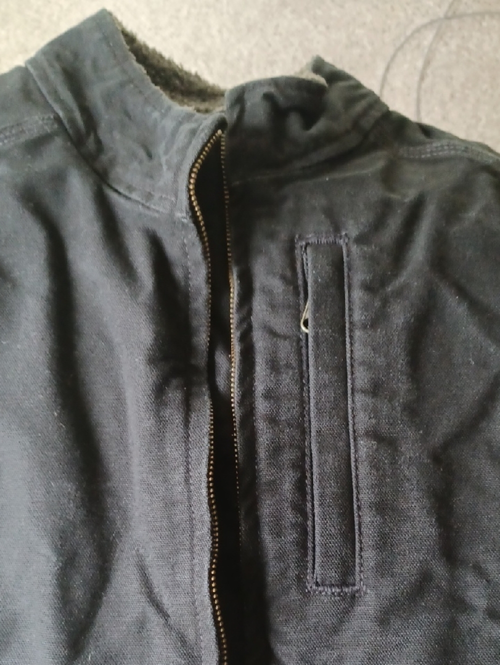Carhartt Black Quilted Utility Vest with Logo Patch - Picture 6 of 12